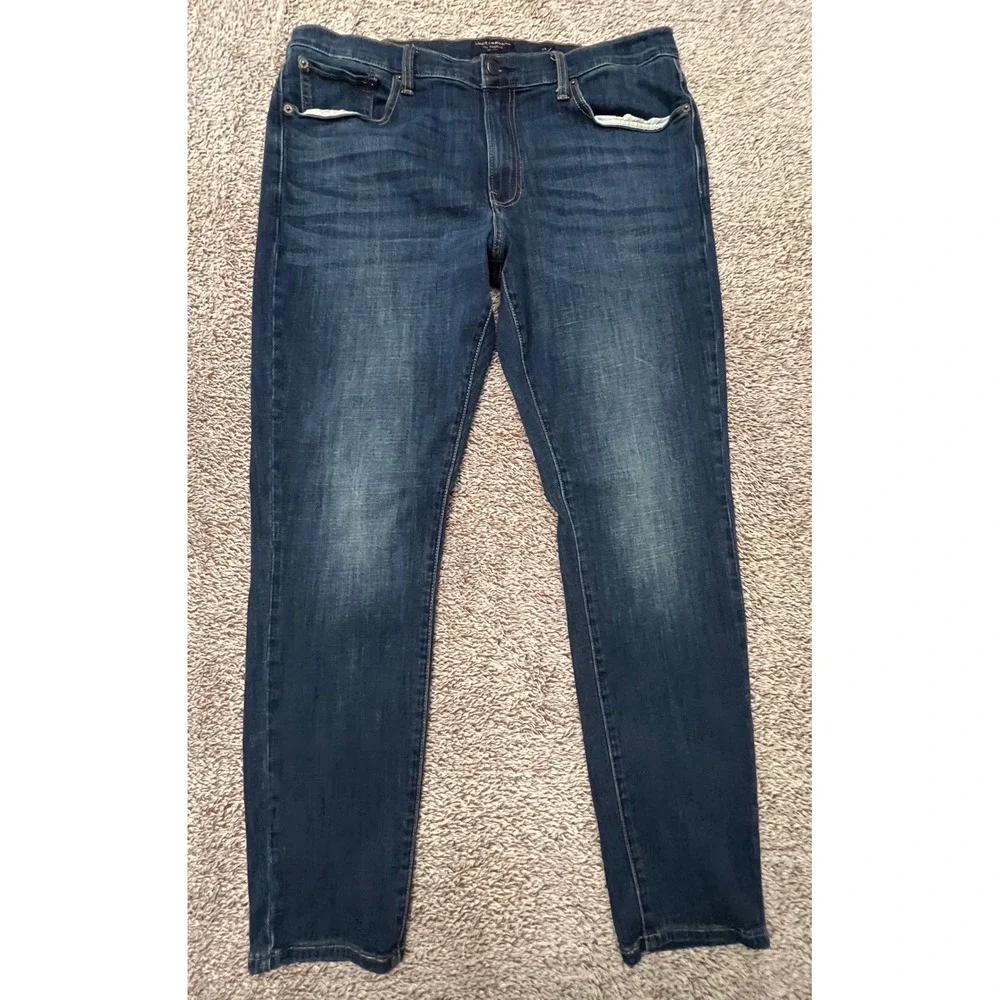 Lucky Brand 411 Athletic Taper Jeans Men's 38x32 Blue Denim Medium Wash
